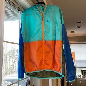 Cotopaxi Women’s XL or Men’s Large Teca technical windbreaker